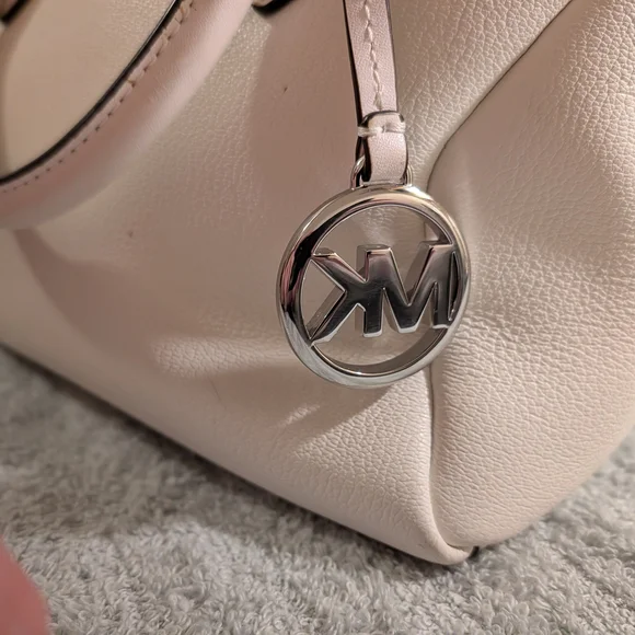 Michael Kors White Leather Handbag - Picture 10 of 11